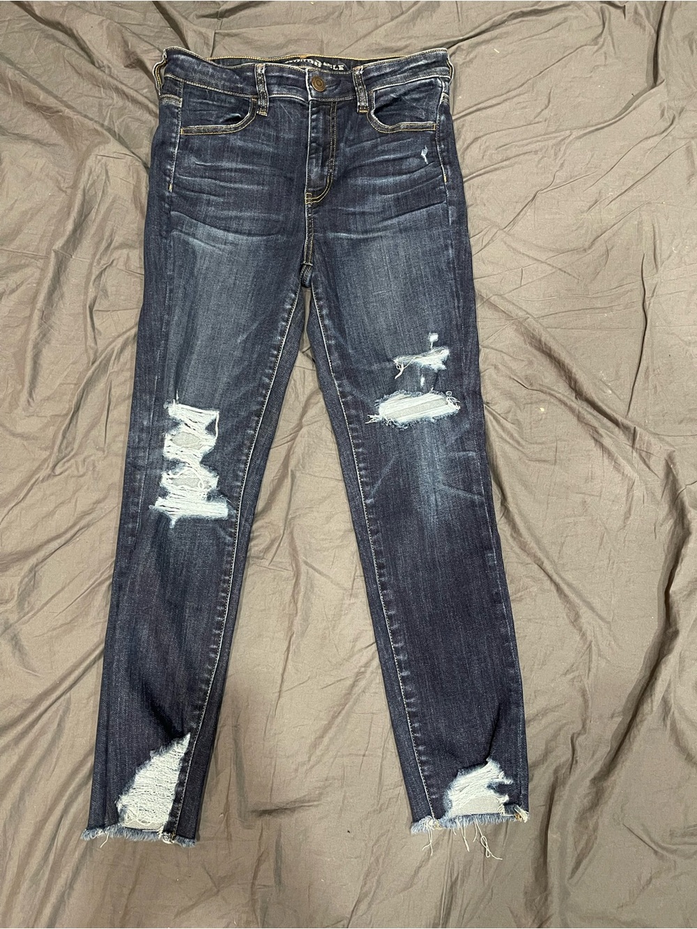 American Eagle Outfitters Dark Wash Hi-Rise Jegging Crop